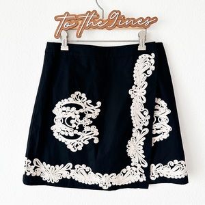 H&M Appliqué Embroidered A Line Skirt Black Cream